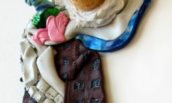 SWEET TOOTH_______plastic / 53X 26X 15 cm / 2011