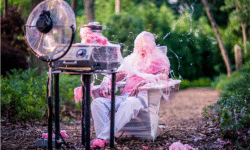 BEATEN to a PULP on a BED of MOSS | performance | 2017 | image by Lovis Ostenrik