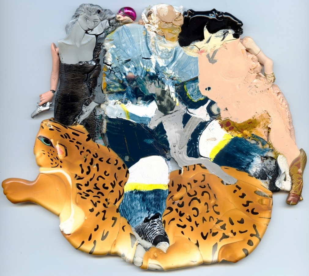 RETURN OF EUROPE GRACES / HELL & BACK PROJECT_______ melted plastic / 2006