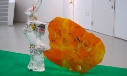 URINE TEST FROM THE SIDE EFFECTS SERIES_______63 x 70 x 5 cm / melted pill bottles